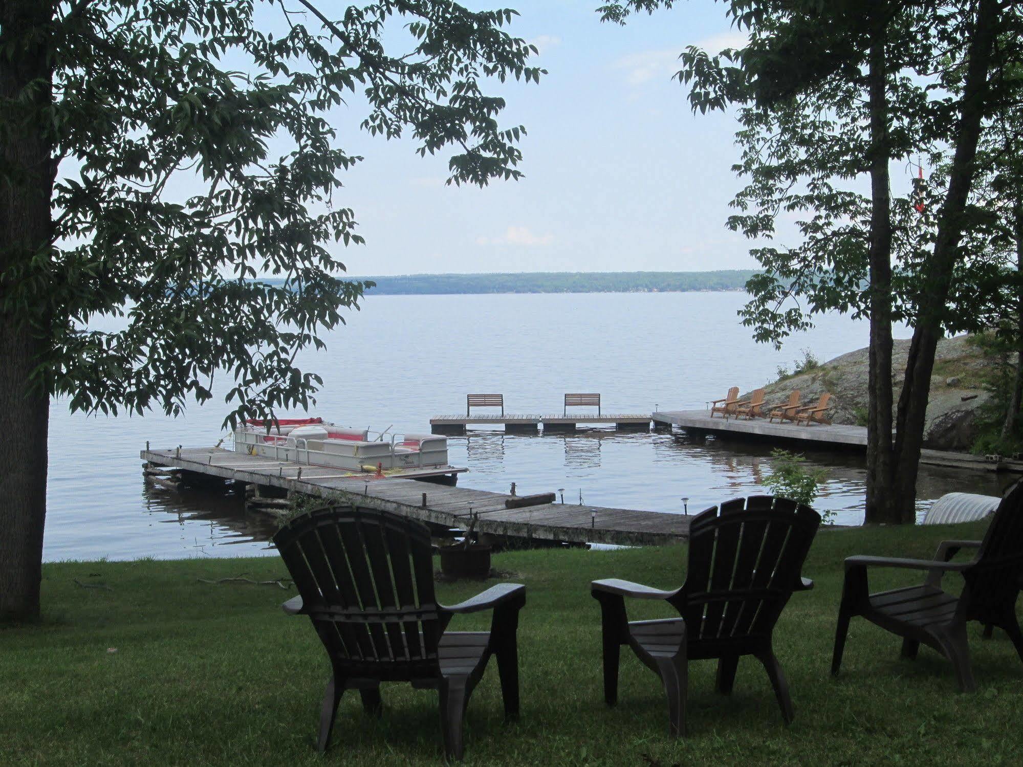 Edgewater Motel And Campground Temiskaming Shores Kültér fotó